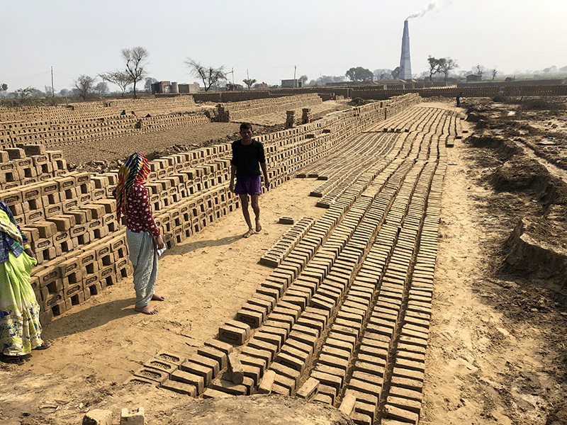 A building brick manufacturing plant outside the city of Agra.